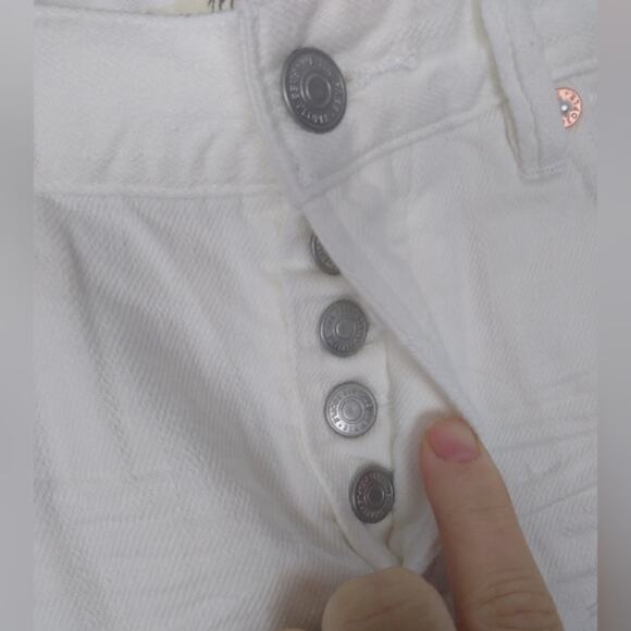 Free People Loving Good Vibrations Cutoff Shorts Size 30 - Picture 7 of 9